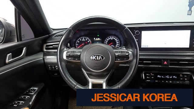 2021 Kia K5 3rd Gen - Thumbnail 2