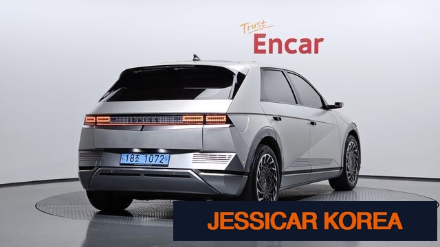 2022 Hyundai Ioniq 5 - Thumbnail 6