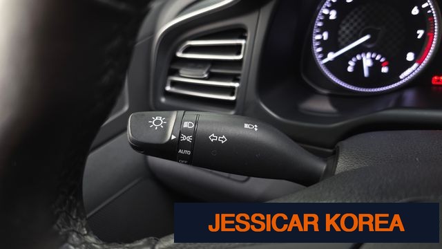 2020 Hyundai The New Avante AD - Thumbnail 8