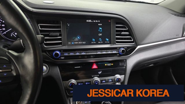 2020 Hyundai The New Avante AD - Thumbnail 19