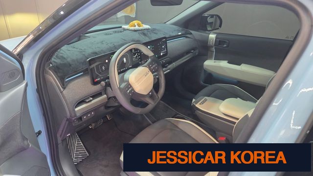 2025 Kia EV3 - Thumbnail 5