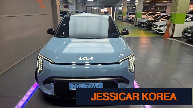 2025 Kia EV3 - Thumbnail 8