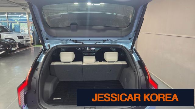 2025 Kia EV3 - Thumbnail 18