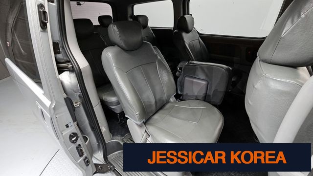 2019 Hyundai The New Grand Starex - Thumbnail 18