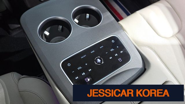 2022 Hyundai Palisade - Thumbnail 2