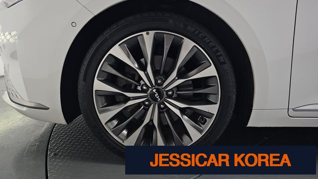 2022 Kia K8 - Thumbnail 16