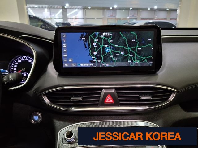 2023 Hyundai The New Santa Fe - Thumbnail 17