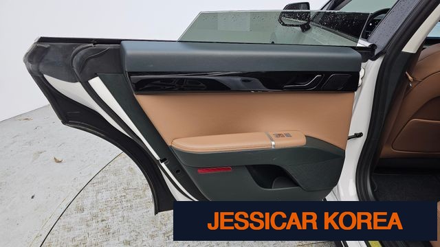 2023 Hyundai Grandeur (GN7) - Thumbnail 10