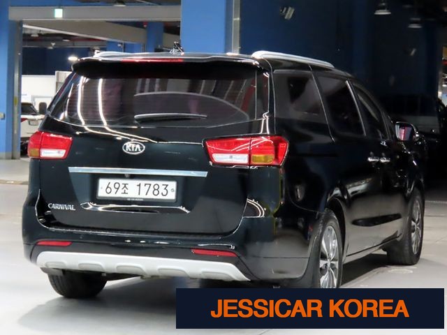 2018 Kia All New Carnival - Thumbnail 2
