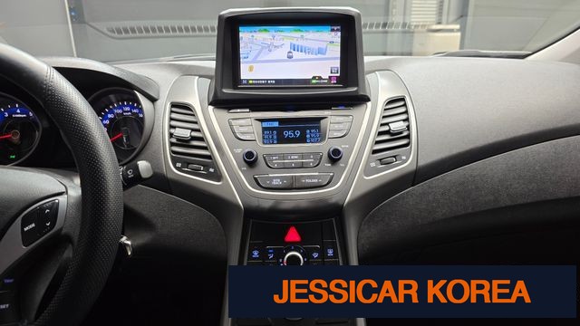 2015 Hyundai The New Avante - Thumbnail 14