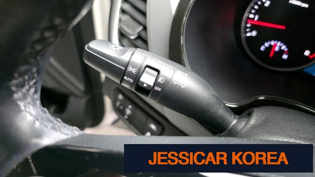 2023 Kia Seltos - Thumbnail 4