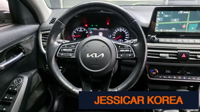 2023 Kia Seltos - Thumbnail 8