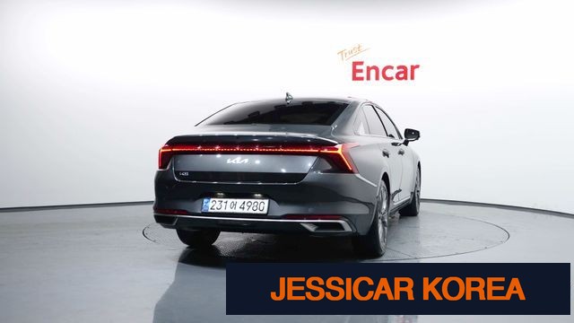 2023 Kia K8 - Thumbnail 15