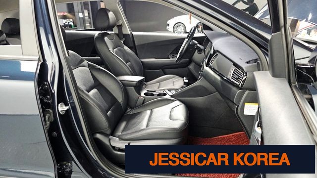 2017 Kia Niro - Thumbnail 17