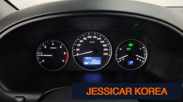 2019 Hyundai The New Grand Starex - Thumbnail 15