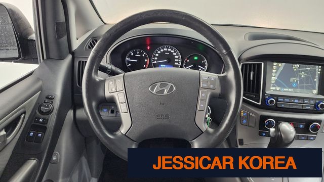 2019 Hyundai The New Grand Starex - Thumbnail 18