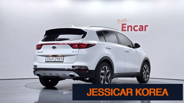 2020 Kia Sportage the bold - Thumbnail 6