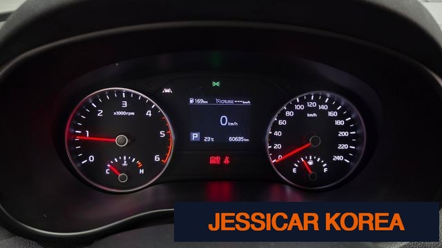 2020 Kia Sportage the bold - Thumbnail 8