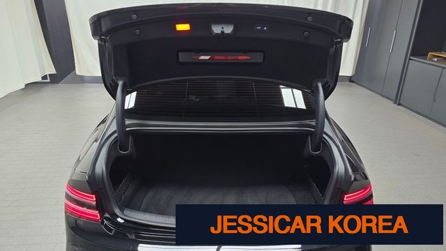 2026 Genesis G80 (RG3) - Thumbnail 18