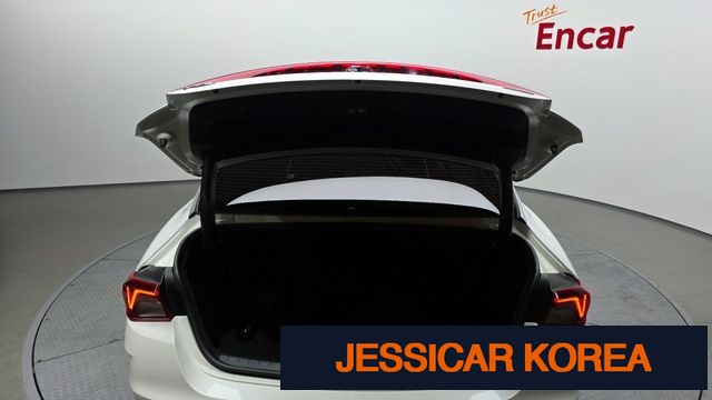 2020 Kia K5 Hybrid 3rd Generation - Thumbnail 3