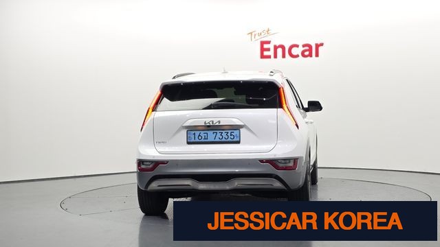 2023 Kia The All New Niro EV - Thumbnail 8