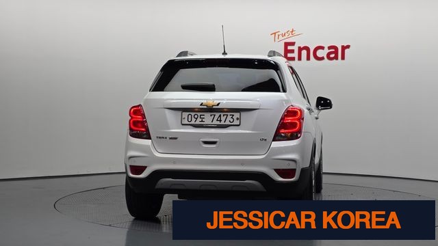 2017 Chevrolet The New Trax - Thumbnail 8