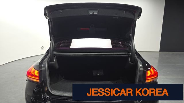 2019 Genesis G80 - Thumbnail 2