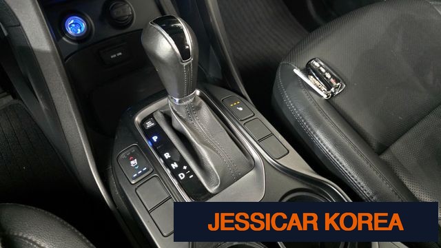 2013 Hyundai Santa Fe DM - Thumbnail 5