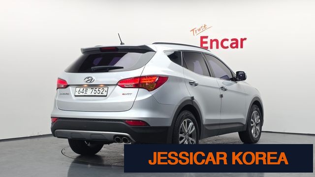 2013 Hyundai Santa Fe DM - Thumbnail 18