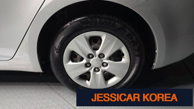 2015 Kia K3 - Thumbnail 8