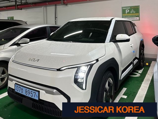 2026 Kia EV3 - Thumbnail 14