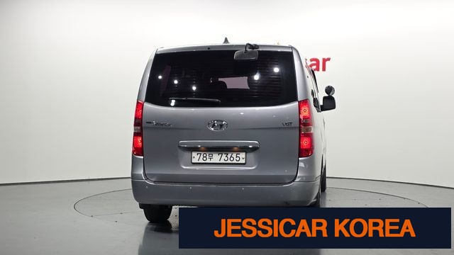 2018 Hyundai Grand Starex - Thumbnail 17