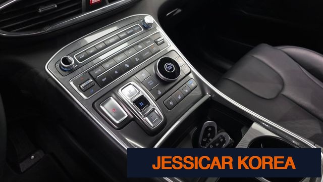2021 Hyundai The New Santa Fe - Thumbnail 11