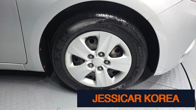 2015 Kia K3 - Thumbnail 4