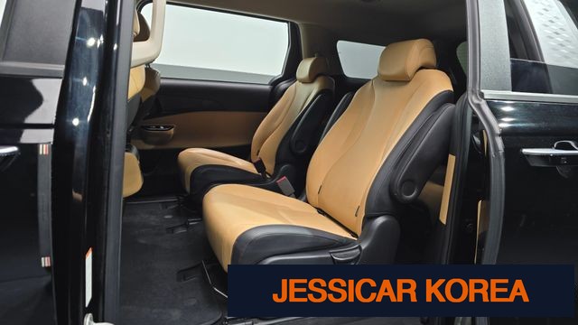 2021 Kia Carnival 4th Gen - Thumbnail 4