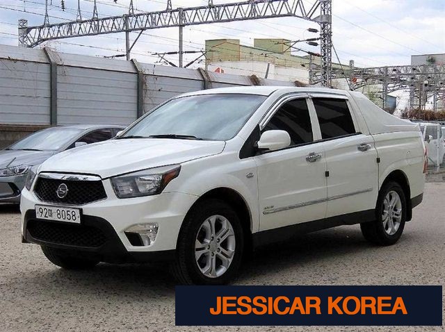 2013 KG Mobility Korando Sports - Thumbnail 12