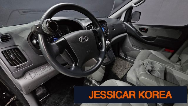 2017 Hyundai Grand Starex - Thumbnail 9