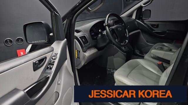 2017 Hyundai Grand Starex - Thumbnail 14