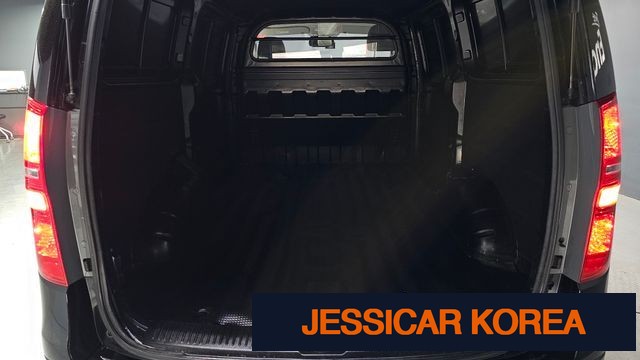 2017 Hyundai Grand Starex - Thumbnail 17