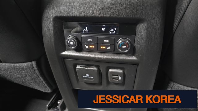 2023 Chevrolet Traverse - Thumbnail 13