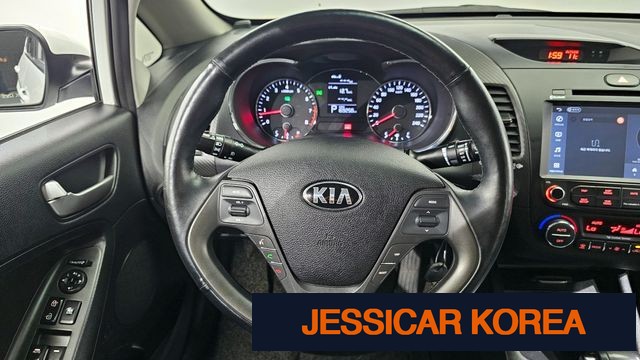 2015 Kia K3 - Thumbnail 13