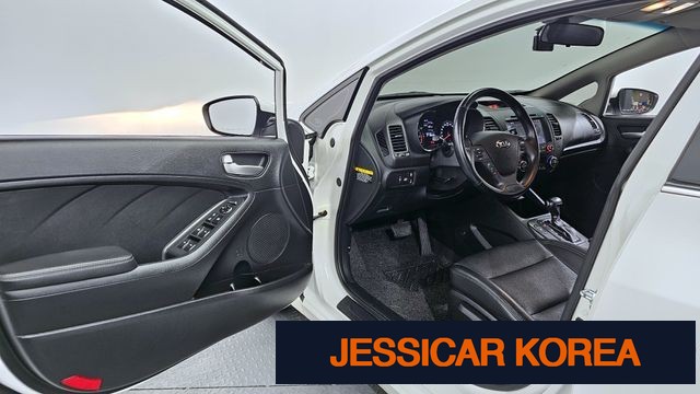2015 Kia K3 - Thumbnail 20