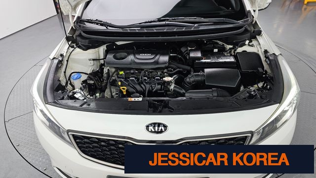 2018 Kia The New K3 - Thumbnail 10