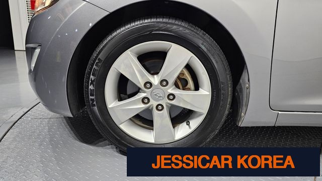 2012 Hyundai Avante MD - Thumbnail 12