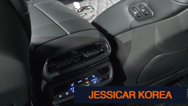 2025 Genesis GV80 Coupe - Thumbnail 3