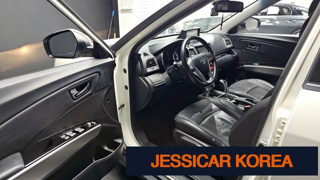 2016 KG Mobility Tivoli - Thumbnail 5