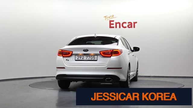 2015 Kia The New K5 - Thumbnail 4
