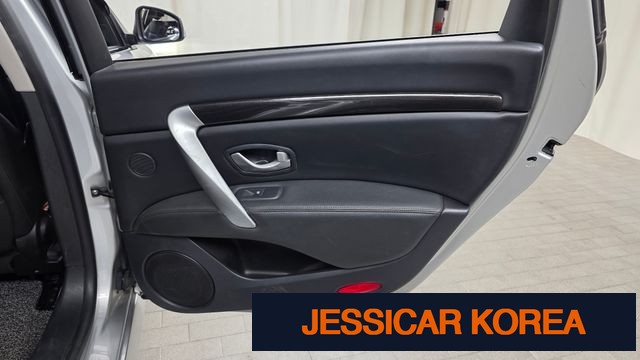 2017 Renault Korea SM7 Nova - Thumbnail 3