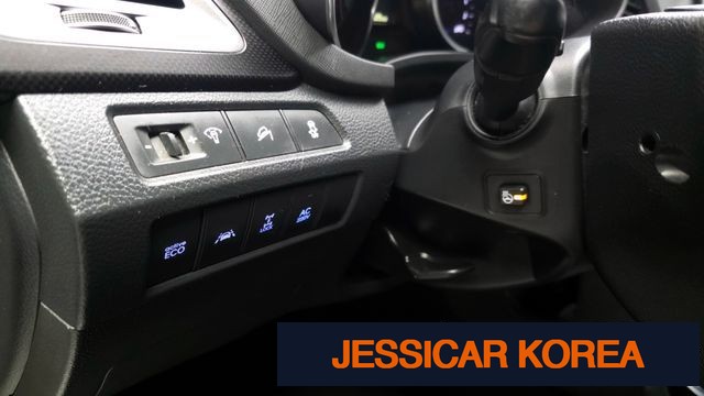 2013 Hyundai Santa Fe DM - Thumbnail 3