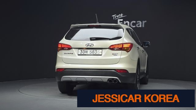 2013 Hyundai Santa Fe DM - Thumbnail 10
